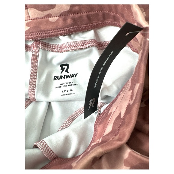 Onward and Upward Runway Girls Camo Print Shorts - Picture 3 of 3